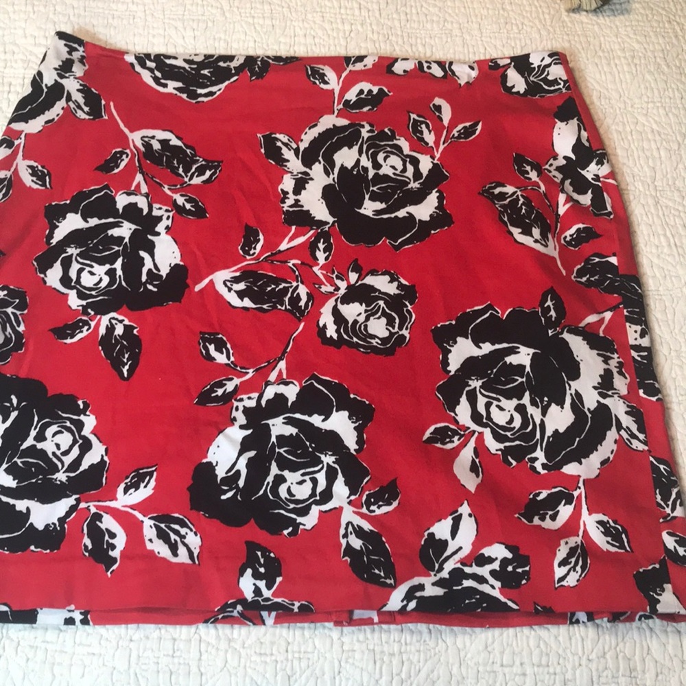 Jones New York pencil skirt